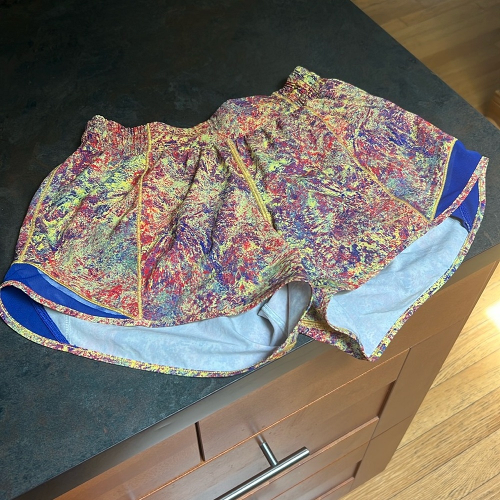 Lululemon shorts!